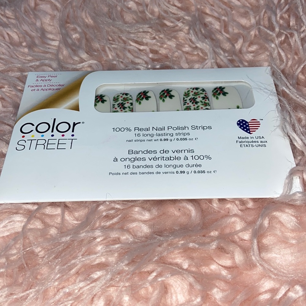 Color Street 16 100% Real Nail Polish Strips Berry Merry Holiday